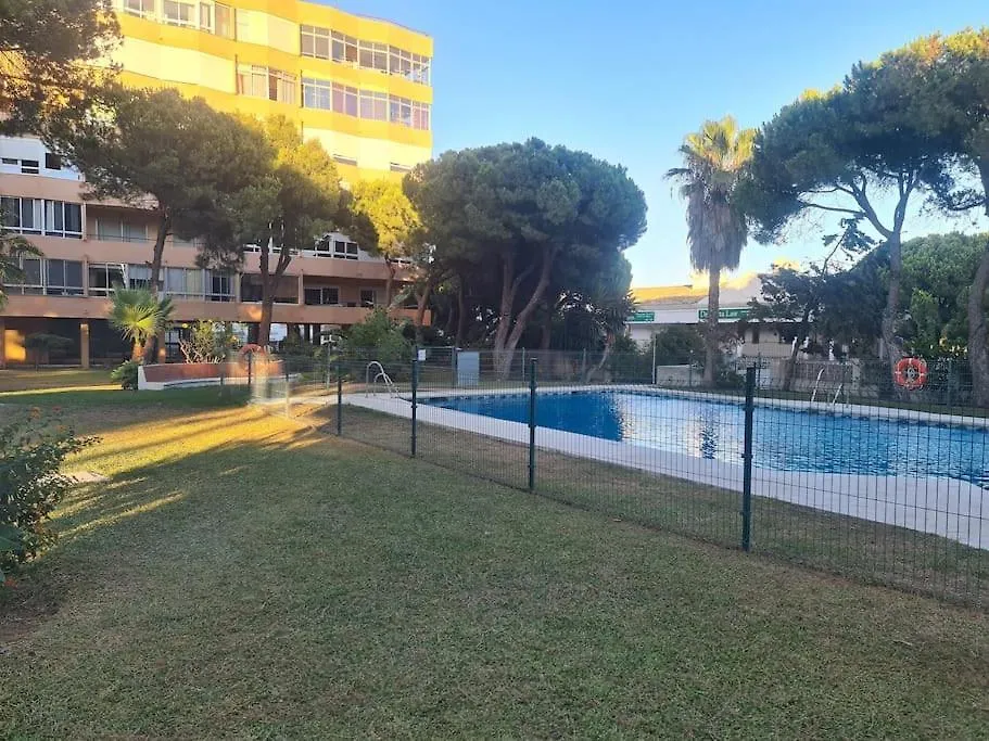 Caminando Al Mar, Piscina, Gran Terraza Apartment Sitio de Calahonda 0*,  Spain